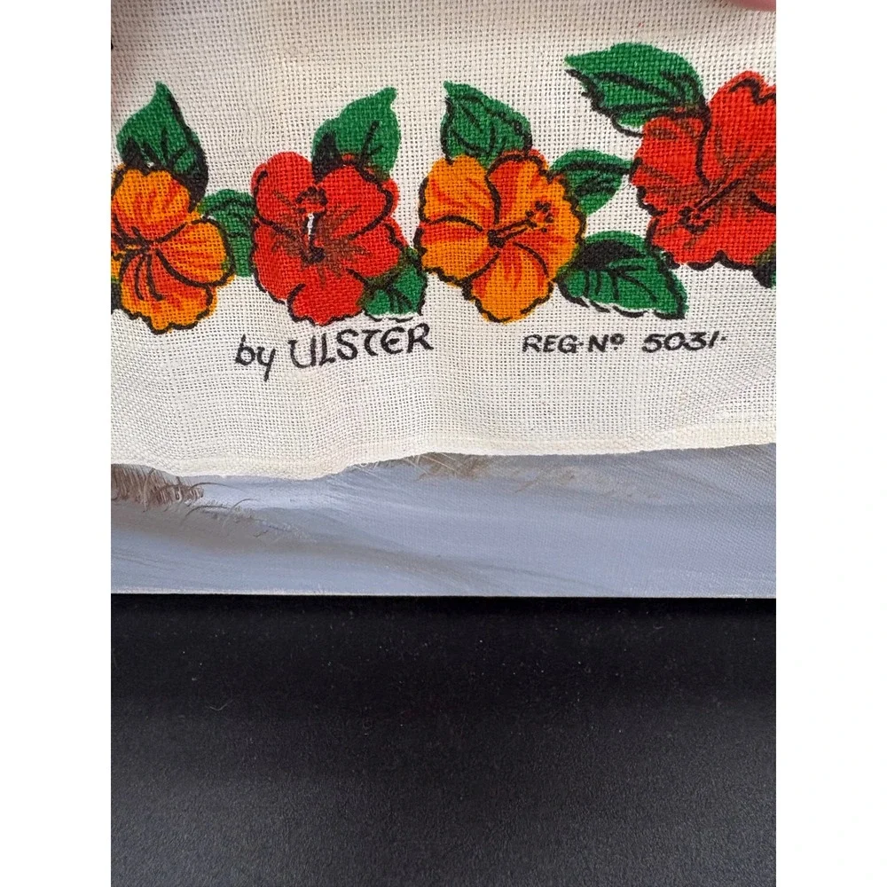Vintage Ulster St Thomas Virgin Islands Linen Tea Towel Souvenir Map Ireland